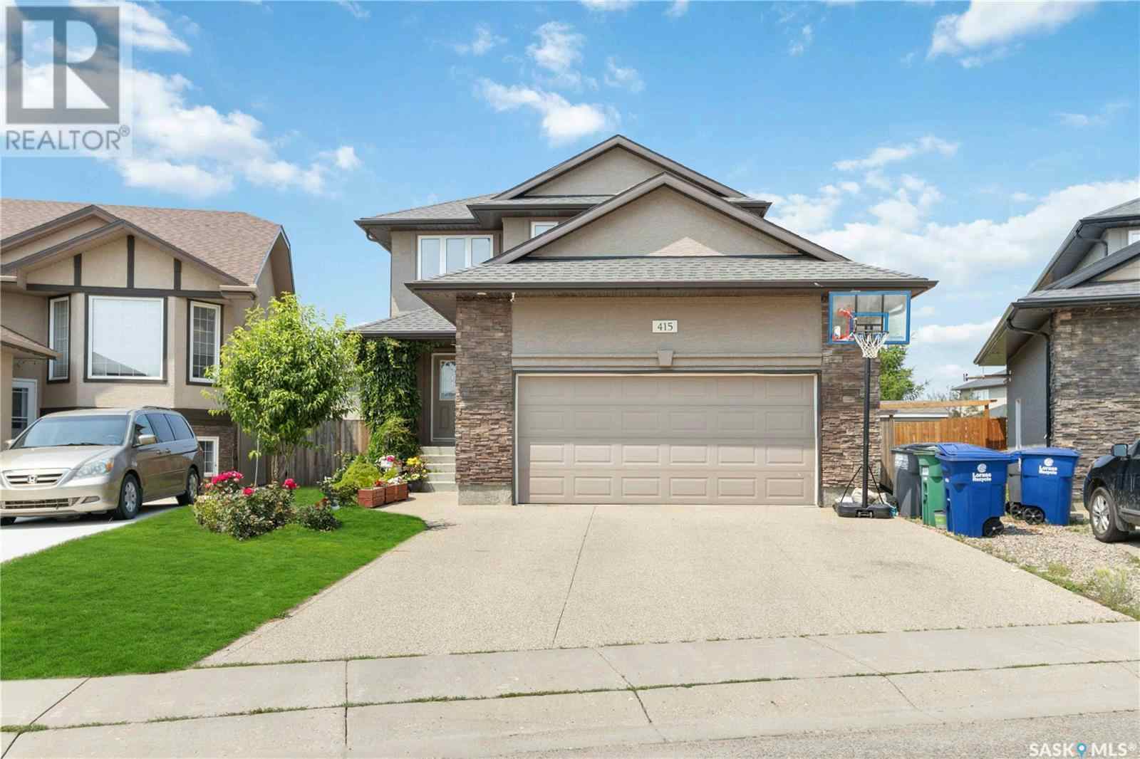 Property for Sale: 415 Senick BAY, Saskatoon, Saskatchewan, S7T0P5