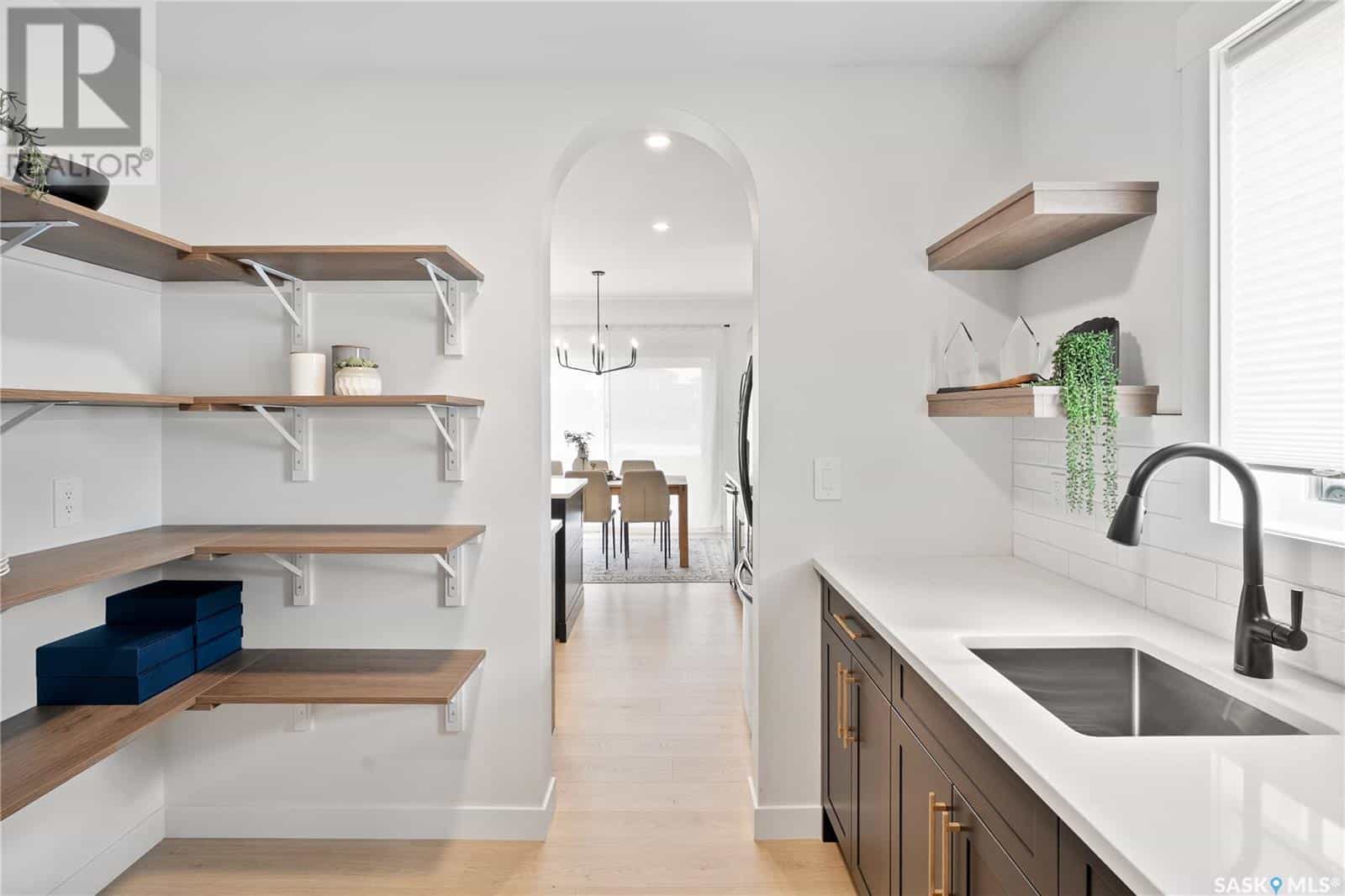 Property for Sale: 407 Doran CRESCENT, Saskatoon, Saskatchewan, S7V1L1